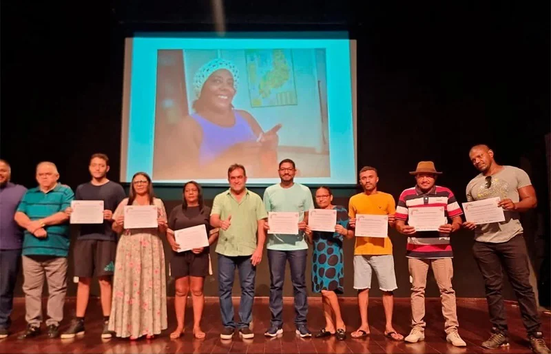 Prefeito José Raimundo na premiação com a população