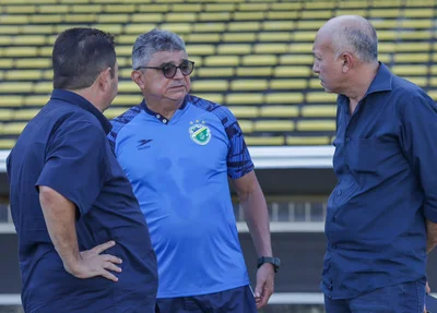 Presidente do Altos e comissão técnica
