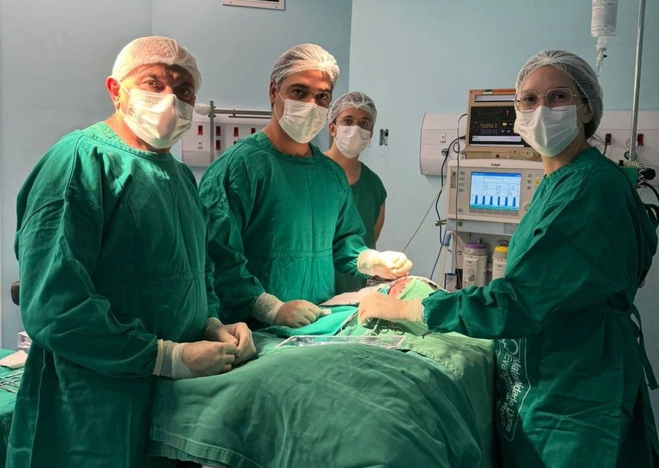 Primeira neocirurgia da Nova Maternidade Dona Evangelina Rosa