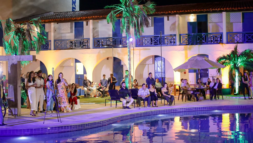 Público presenta na reinauguração