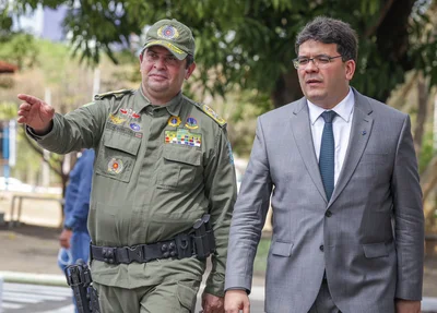 Rafael Fonteles e o comandante-geral da Polícia Militar, Scheiwann Lopes
