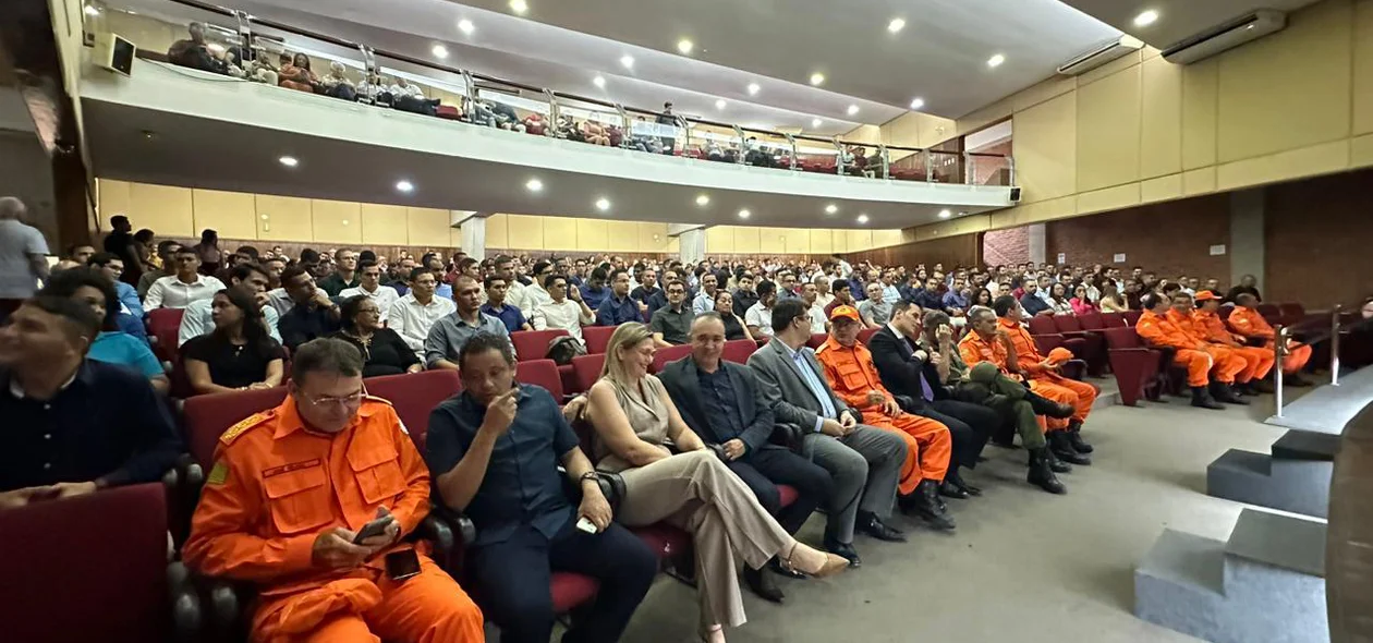 Recepção de aprovados no concurso dos Bombeiros apresentou cronograma do Curso de Formação