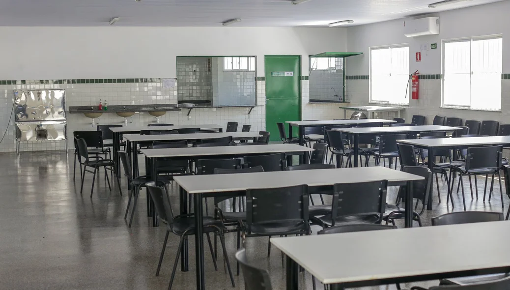 Salas de aula do CETI Professora Júlia Nunes Alves