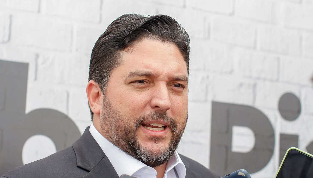 Secretário Samuel Pontes