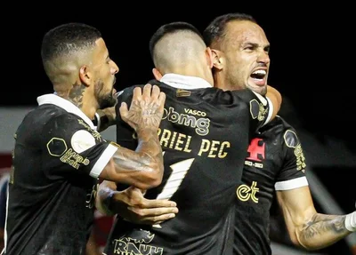 Serginho fez o gol que livrou o Vasco do rebaixamento