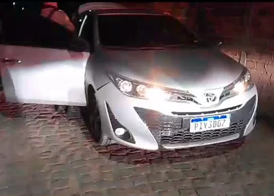 Veículo do motorista de aplicativo recuperado no conjunto Todos os Santos
