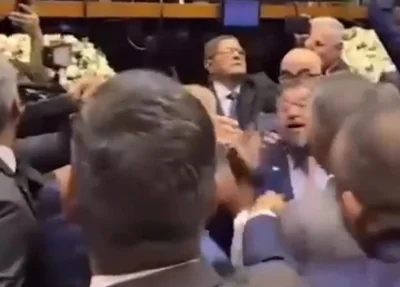 Vice-presidente do PT agrediu deputado de oposição
