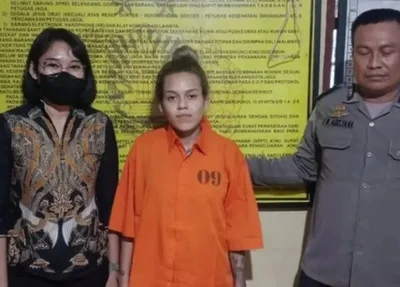 A jovem brasileira Manuela Farias foi detida no aeroporto de Bali
