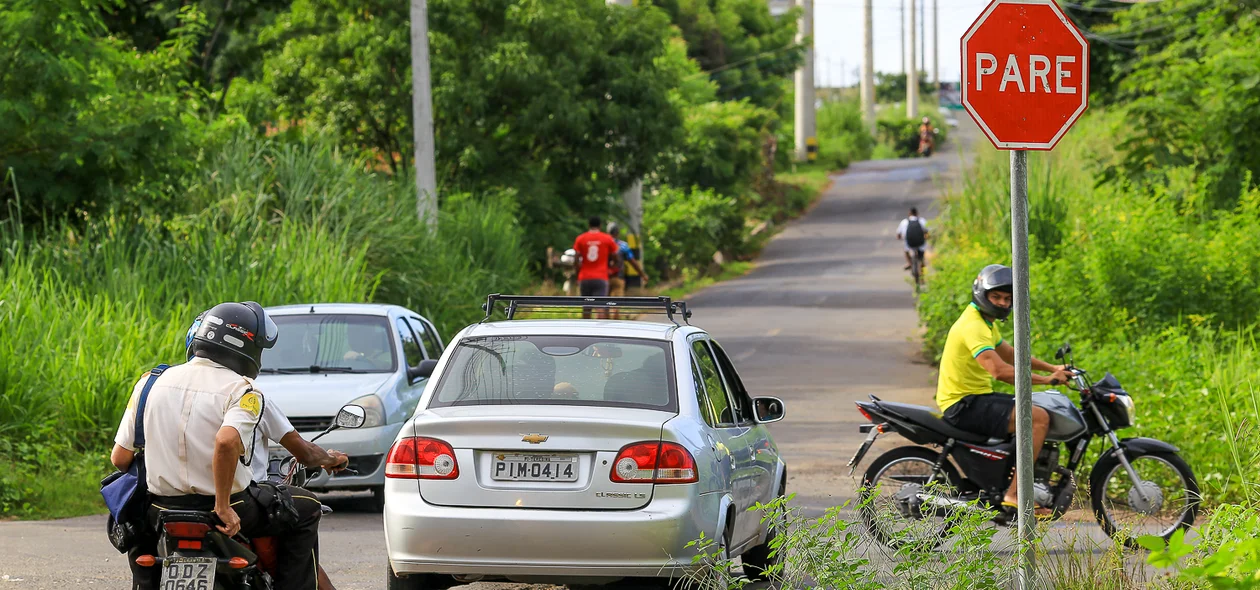 Acidentes são frequentes no local