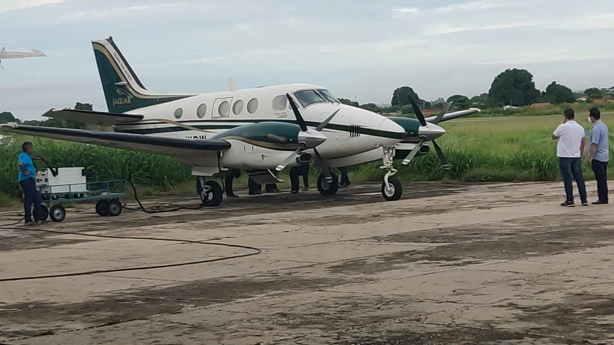 Aeronave que saiu de Teresina para trazer piauienses de São Sebastião