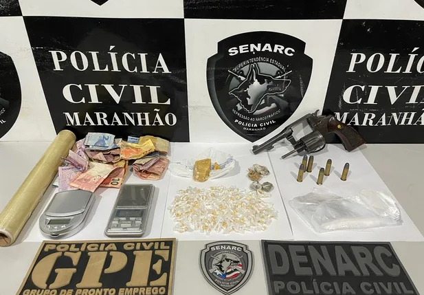 Arma, droga e dinheiro apreendido na boca de fumo em Timon