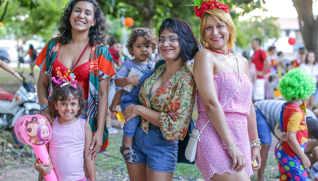 Bloco reuniu muita família