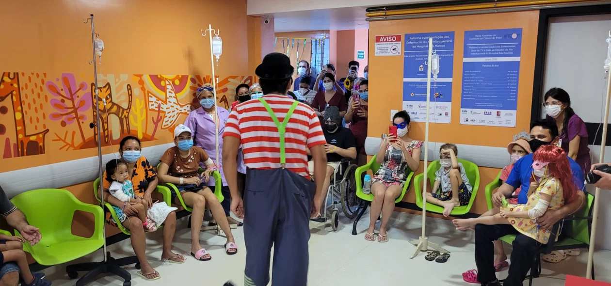 Carnaval no Hospital São Marcos diverte crianças e adolescentes em tratamento