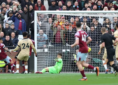 Chelsea e West Ham pela Premier League