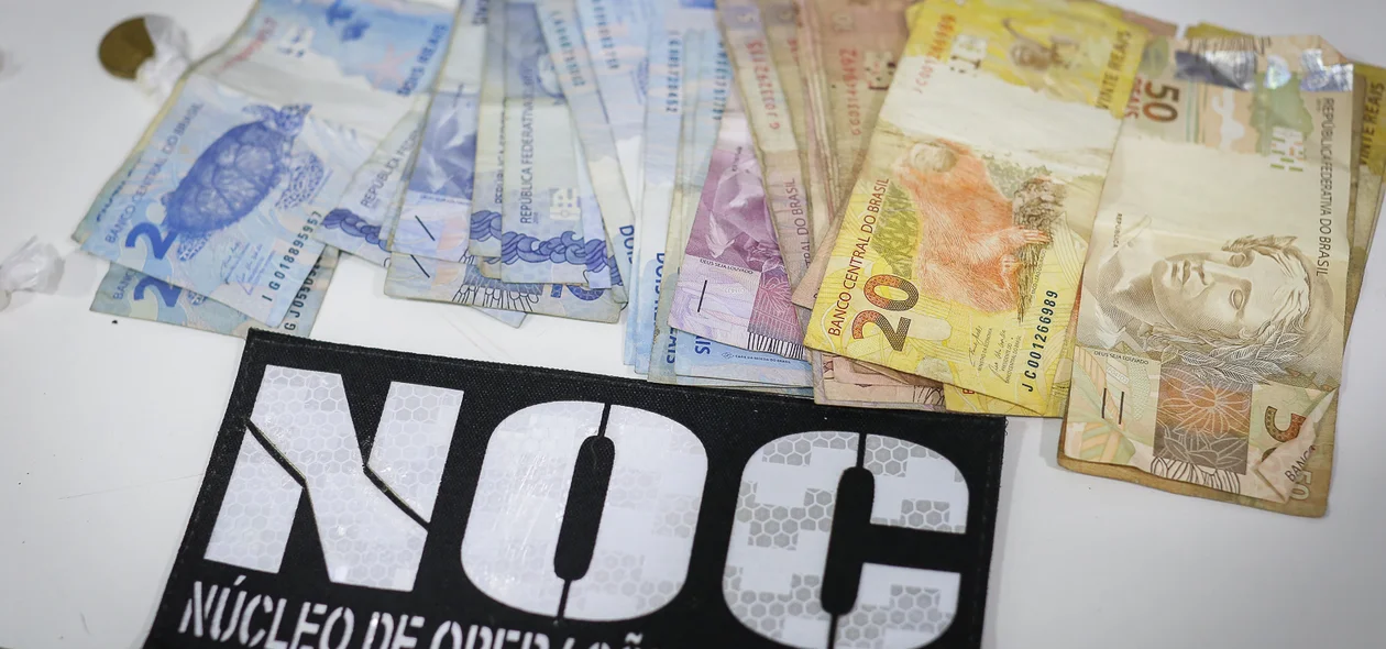 Dinheiro apreendido na operação