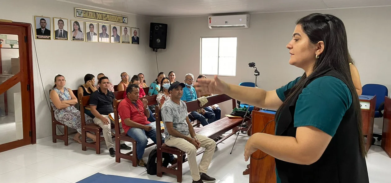 Durante a formação, foi apresentada a BAV (Busca Ativa Vacinal)