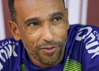 Eduardo Santos, técnico do Fluminense-PI