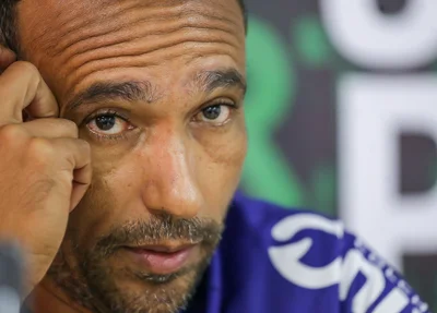 Eduardo, técnico do Fluminense-PI