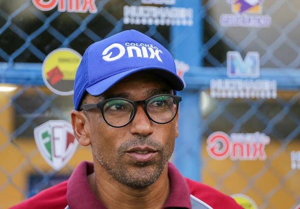 Eduardo, técnico do Fluminense-PI