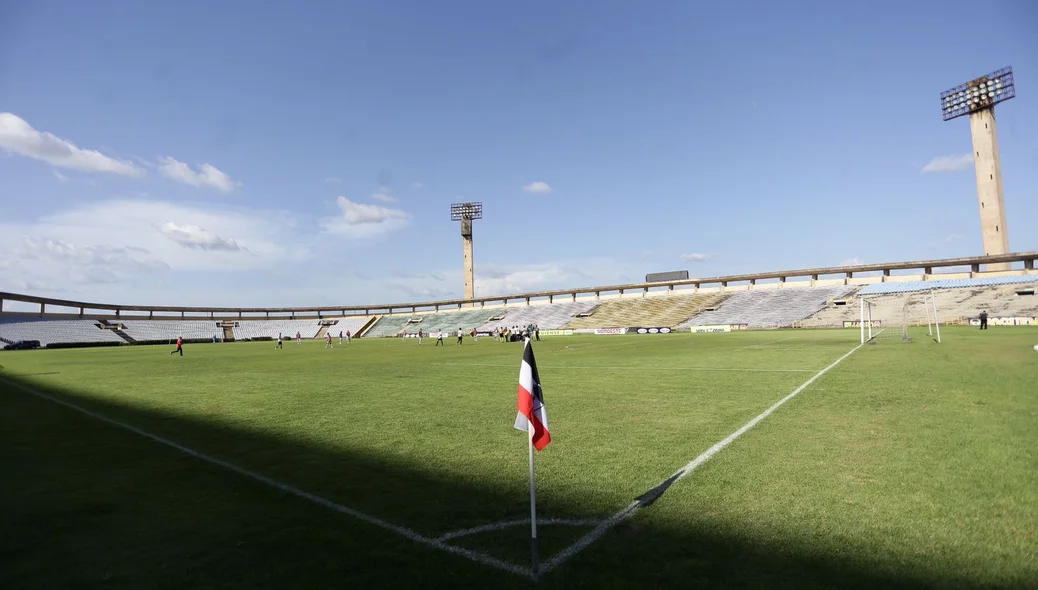 Estádio Albertão no duelo entre River e Corisabbá