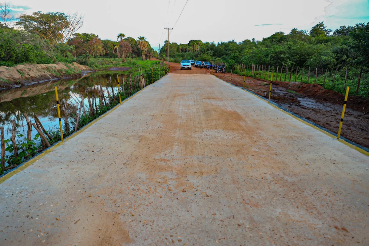 Estrada inaugurada em Jatobá do Piauí