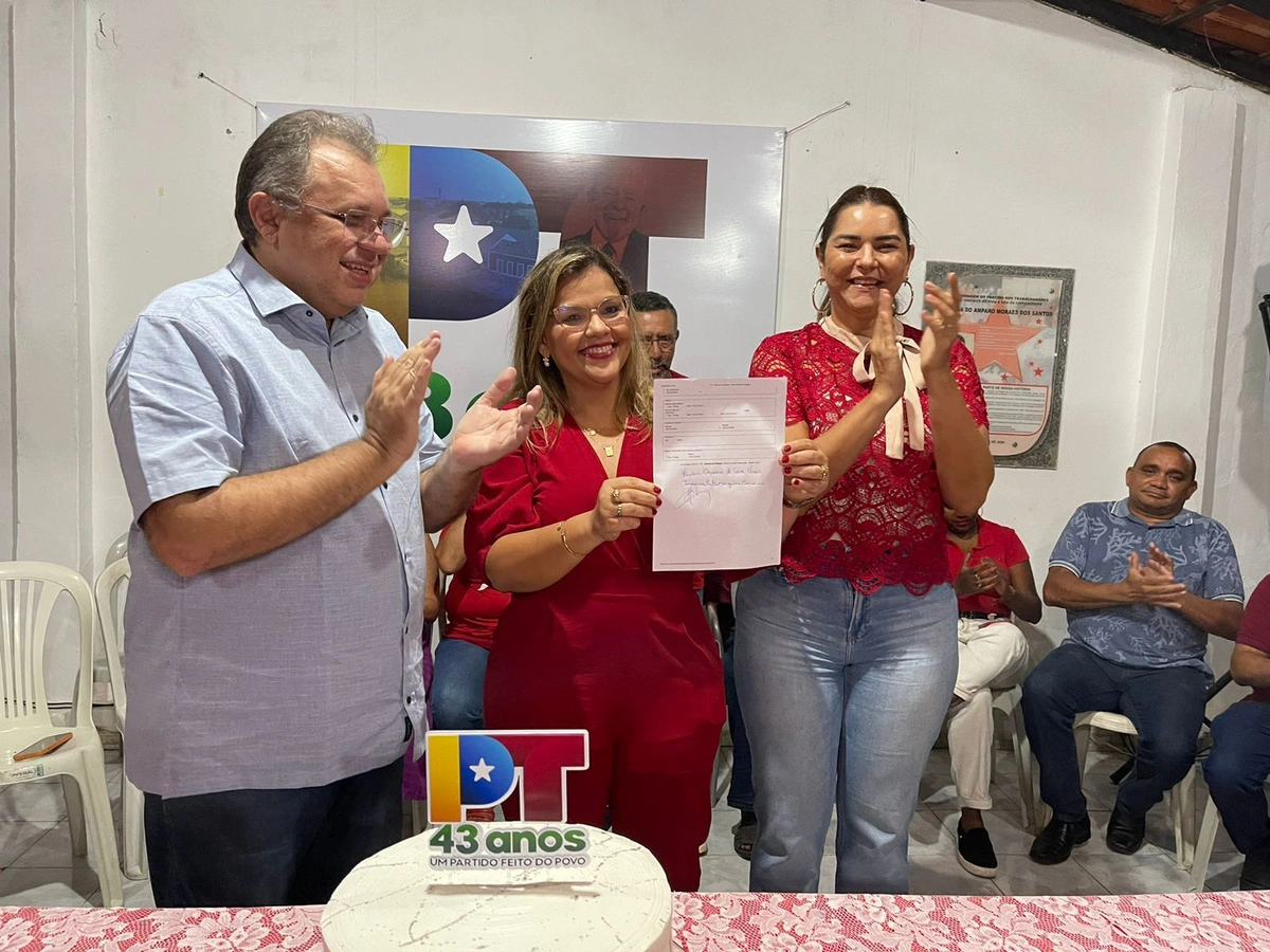 Flaviana Veras se filia ao PT