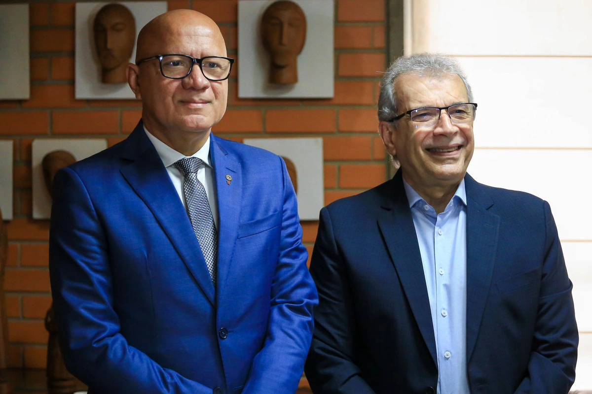 Franzé Silva ao lado do ex-senador João Vicente Claudino