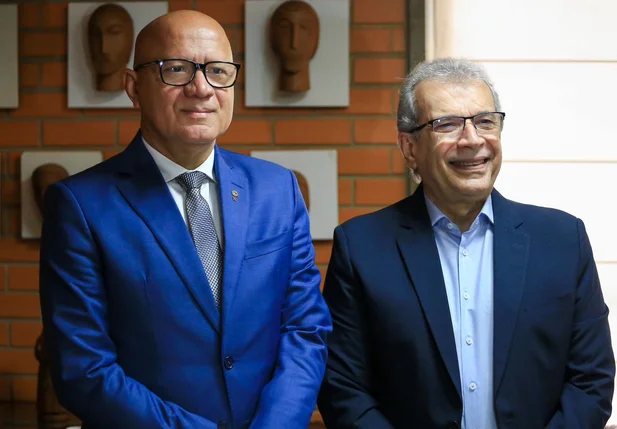 Franzé Silva ao lado do ex-senador João Vicente Claudino