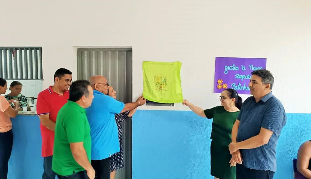 Inauguração da Escola de Educação Infantil e Ensino Fundamental Menor Lourenço Barroso de Oliveira