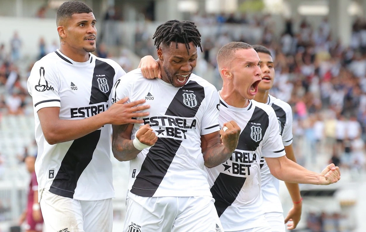 Jogadores da Ponte Preta em 2023