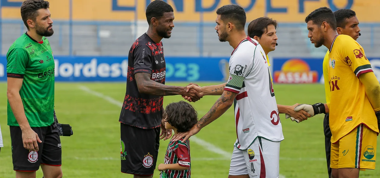 Jogo aconteceu no Lindolfo Monteiro