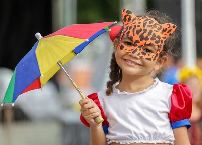 Laurinha curtindo o carnaval