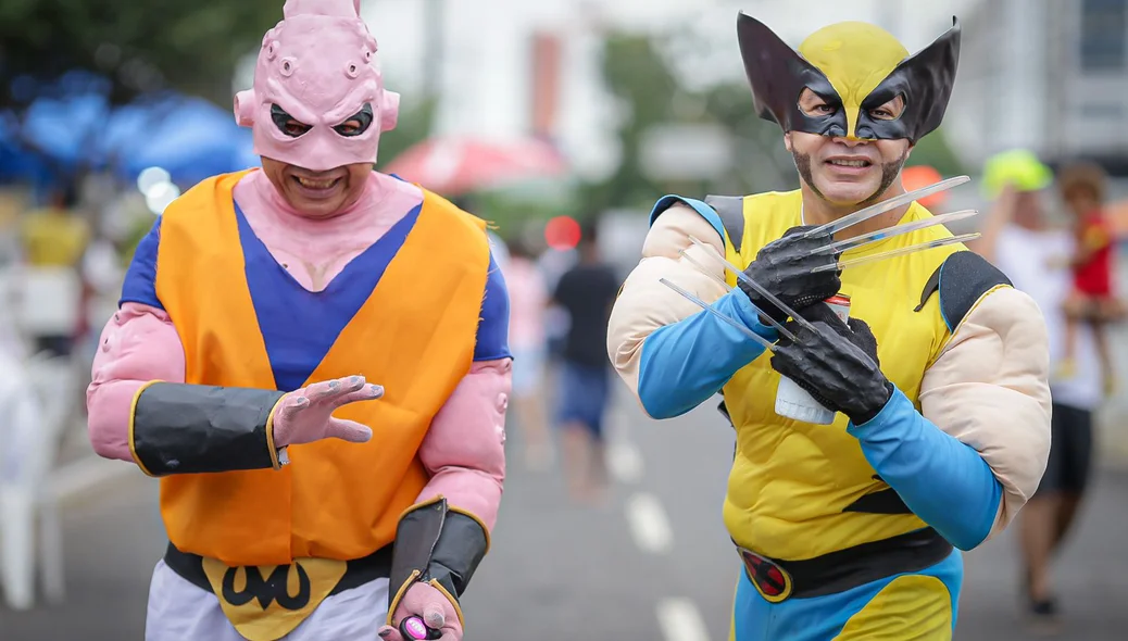 Majin Boo e Wolverine no Capote da Madrugada