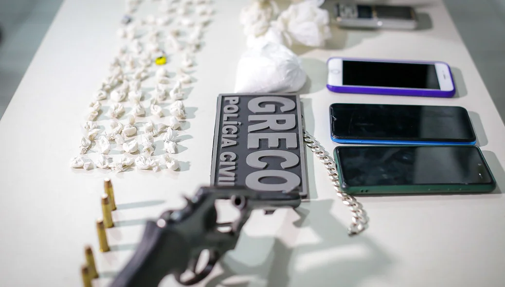 Material apreendido durante operação do Greco