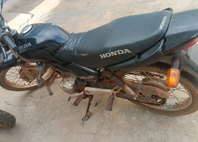 Moto apreendida em Itainópolis
