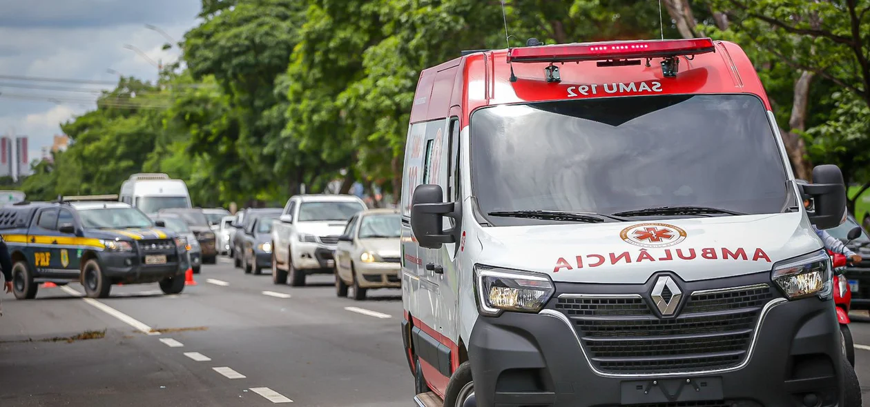 Mulher fica ferida em acidente na Avenida João XXlll