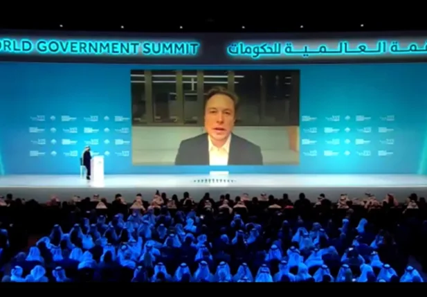 Musk durante videoconferência do The World Governmente