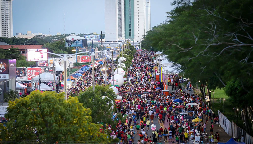 O evento começou às 16h