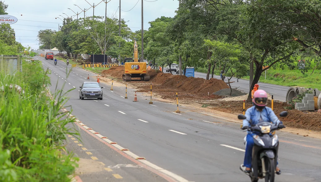 Obra de rebaixamento da Av. João XXlll