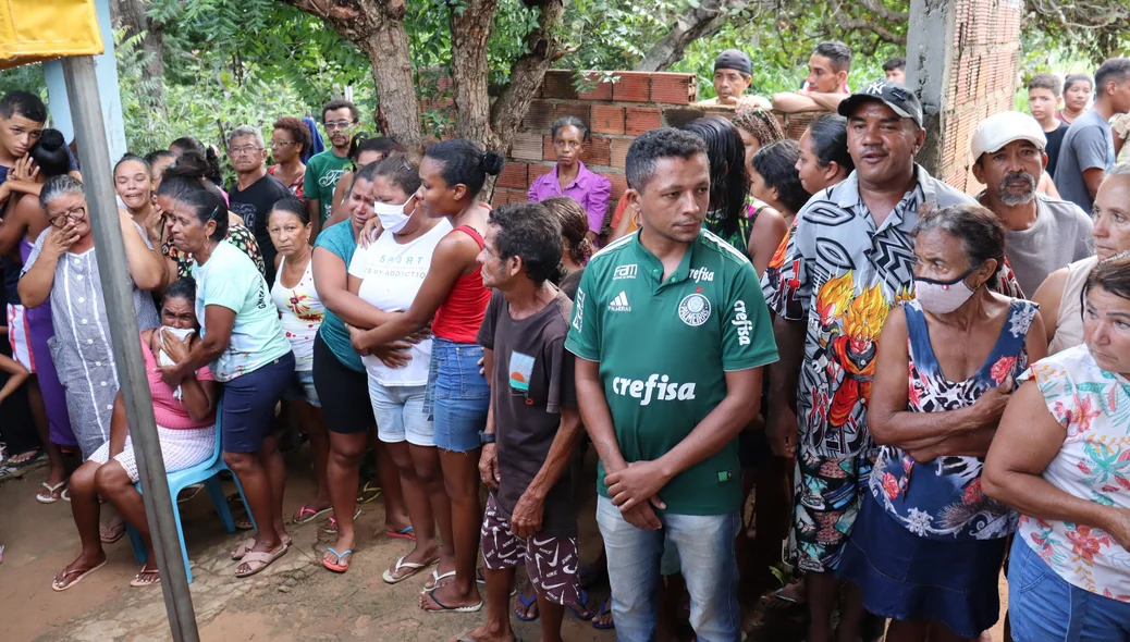 Piauienses mortos na tragédia em SP são sepultados em São Pedro do Piauí