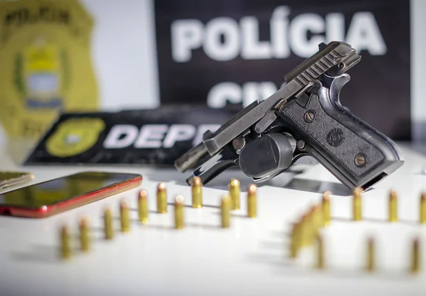 Pistola com a numeração raspada apreendida durante operação