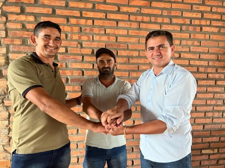 Presidente da Câmara Jermirray, Junior Catirina e Prefeito Hilton Gomes selam aliança