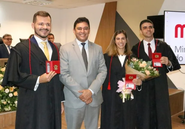 Promotores Jaime Rodrigues Dalencar, Yan Walter Carvalho Cavalcante e Naíra Junqueira Stevanato