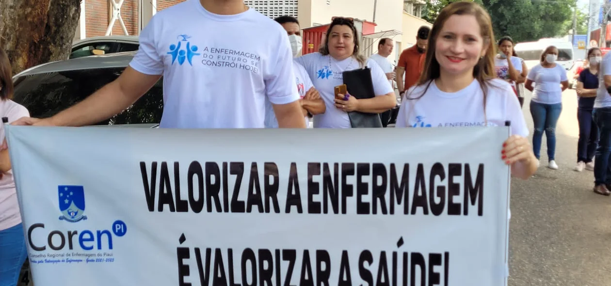 Representantes do Conselho Regional de Enfermagem (CORENPI) também participaram da mobilização