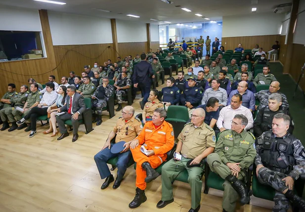 Reunião aconteceu nesta manhã