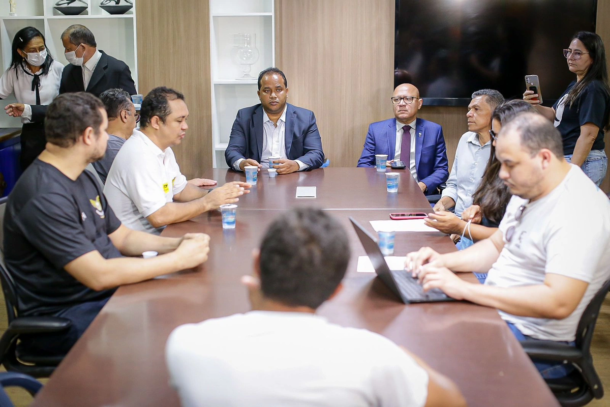 Reunião na Câmara de Teresina