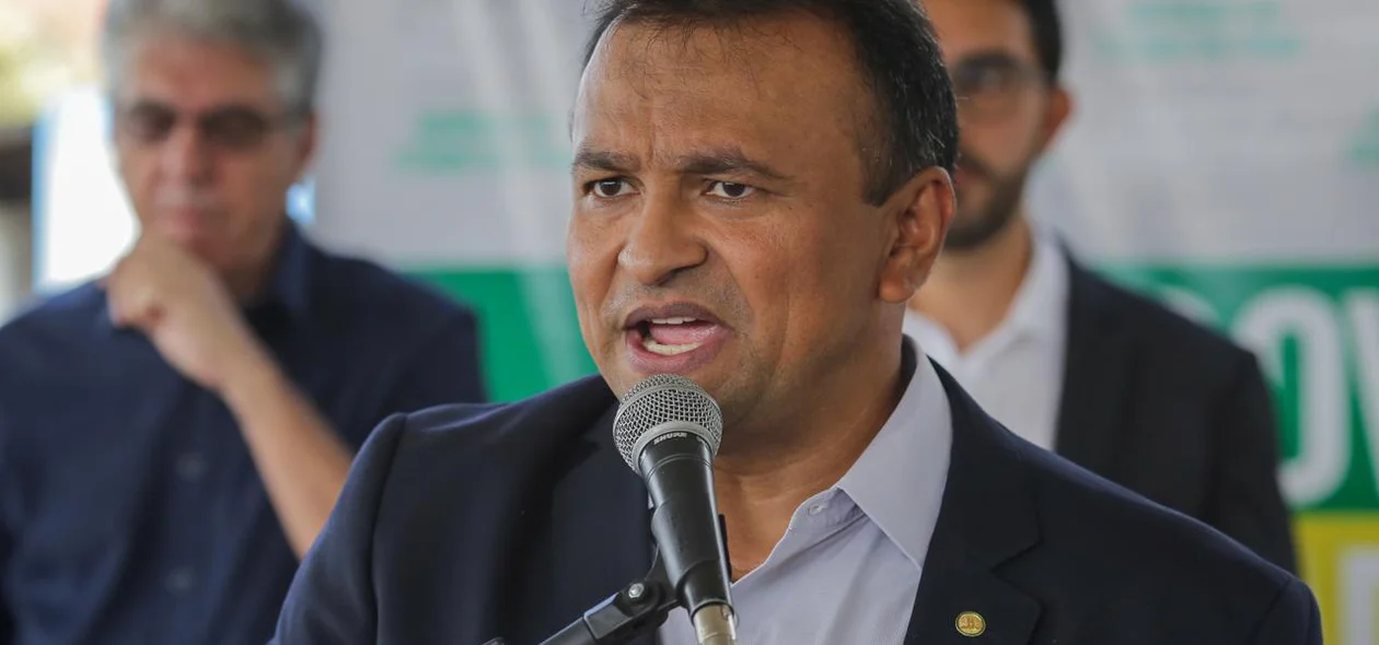 Secretário Fábio Abreu