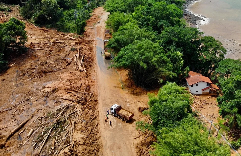 Situação da região atingida no litoral de São Paulo