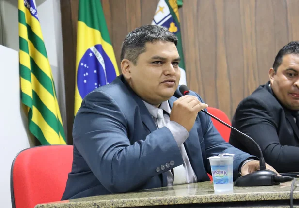 Vereador mais votado rompe politicamente com o prefeito João Luiz