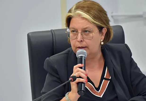 Vereadora do PT é cassada por ter denunciado suposto gesto nazista